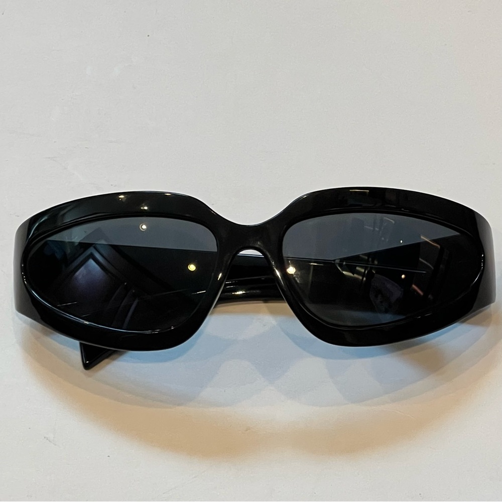 Black Sporty Sunglasses